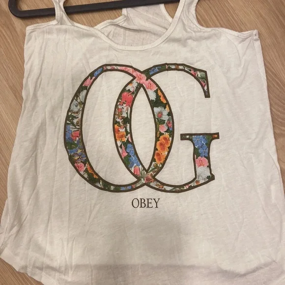 Obey - Picture 4 of 5